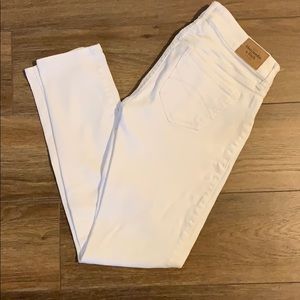 WHITE ABERCROMBIE SKINNY JEANS